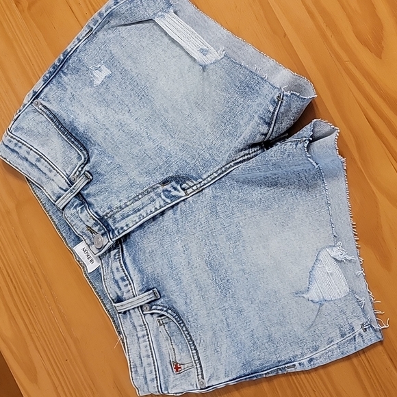 Hudson Jeans Pants - NWT Hudson Jeans Gracie Bleached Cut Off Jean Shorts, 30